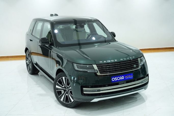 New Land Rover Range Rover P530 MHEV V, 4.4 l, 2022 in Dubai by Oscar Motors, Green color. GCC Specs | AUTO.AE