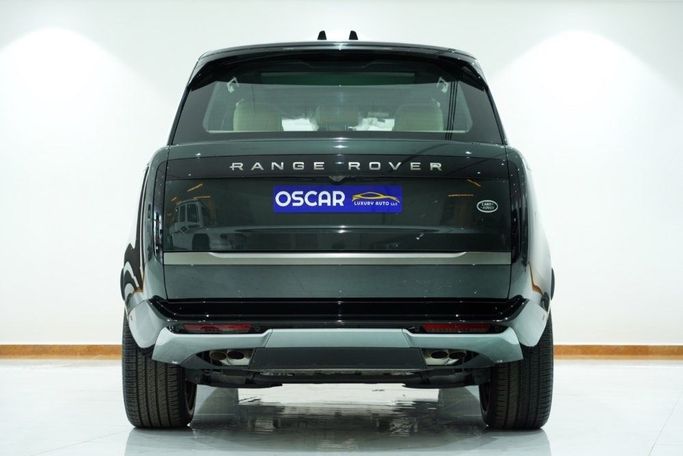 New Land Rover Range Rover P530 MHEV V, 4.4 l, 2022 in Dubai by Oscar Motors, Green color. GCC Specs | AUTO.AE