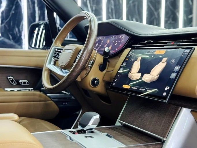 Used Land Rover Range Rover P530 MHEV V, 4.4 l, 2024 in Dubai by Zeus Motors, Grey color. GCC Specs | AUTO.AE