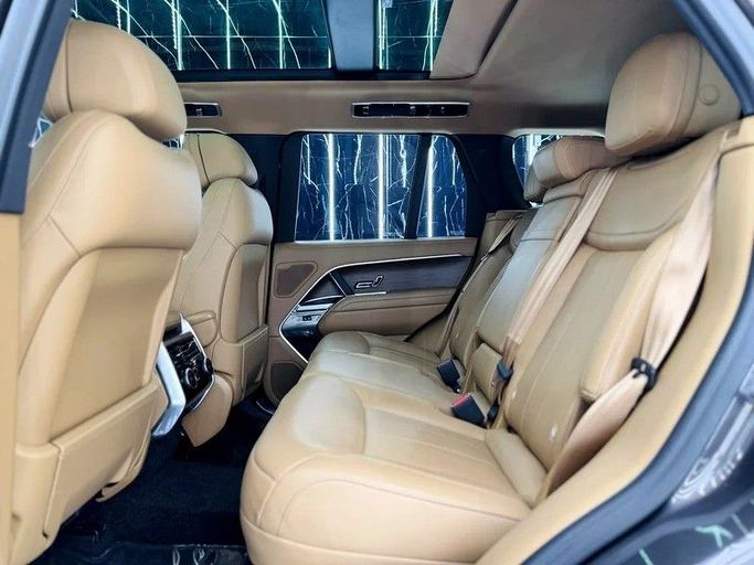 Used Land Rover Range Rover P530 MHEV V, 4.4 l, 2024 in Dubai by Zeus Motors, Grey color. GCC Specs | AUTO.AE