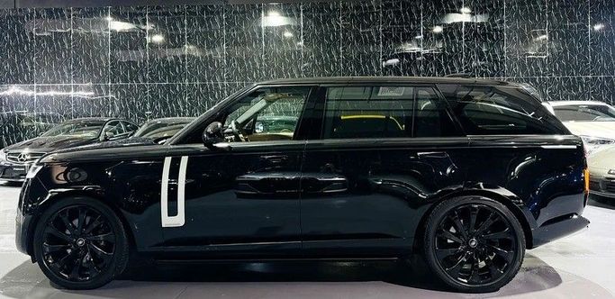 Used Land Rover Range Rover P530 MHEV V, 4.4 l, 2023 in Dubai by Zeus Motors, Black color. GCC Specs | AUTO.AE