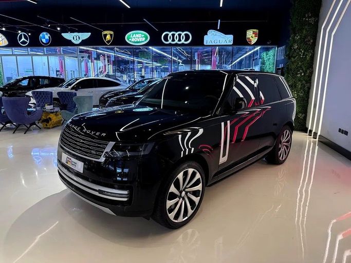 Used Land Rover Range Rover P530 MHEV V, 4.4 l, 2025 in Dubai by GE Motors, Black color. GCC Specs | AUTO.AE