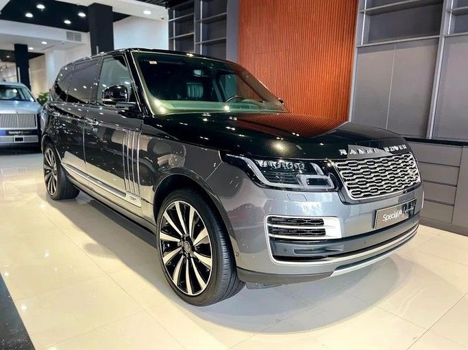 Used Land Rover Range Rover SV IV Facelift, 5.0 l, 2022 in Dubai by Special Art Motors, Grey color. European Specs | AUTO.AE