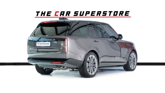 Подержанный Land Rover Range Rover P530 MHEV V, 4.4 л, 2025 в Дубае от The Car Superstore Серый цвет. GCC | AUTO.AE
