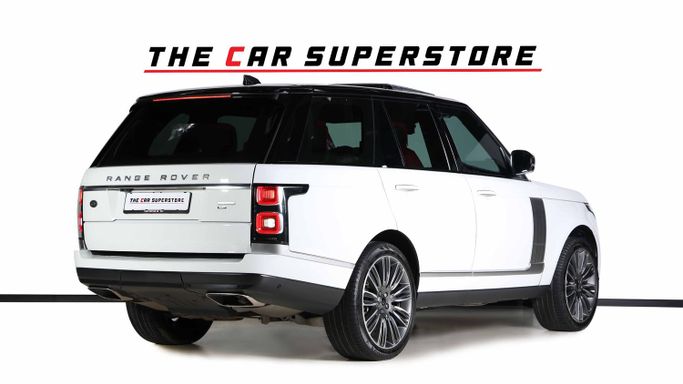 Подержанный Land Rover Range Rover P525 IV Рестайлинг, 5.0 л, 2021 в Дубае от The Car Superstore Белый цвет. Европейская | AUTO.AE