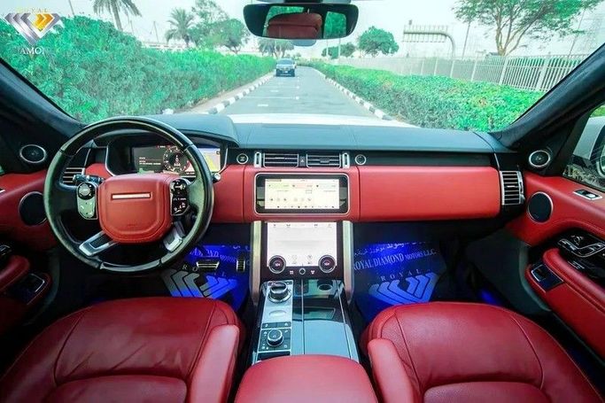 Used Land Rover Range Rover P525 IV Facelift, 5.0 l, 2021 in Dubai by Royal Diamond Motors, White color. GCC Specs | AUTO.AE