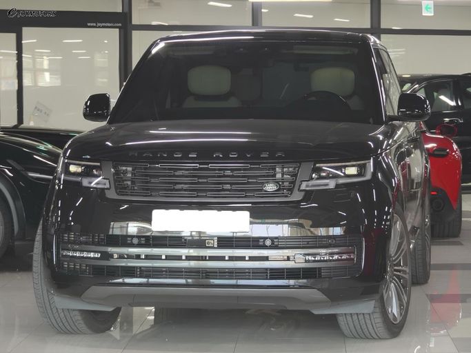 مستعملة Land Rover Range Rover P530 MHEV V, 4.4 l, 2025 في في دبي من Fair Import، اللون أسود. المواصفات الكورية | AUTO.AE