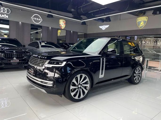 New Land Rover Range Rover P530 MHEV V, 4.4 l, 2025 in Dubai by Sultan Al Kutbi Motors, Black color. GCC Specs | AUTO.AE