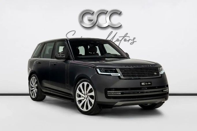 مستعملة Land Rover Range Rover P530 MHEV V, 4.4 l, 2023 في في دبي من GCC Super Motors، اللون رمادي. مواصفات الخليج | AUTO.AE