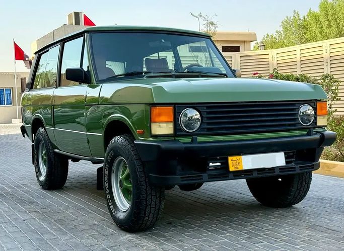 Подержанный Land Rover Range Rover I, 3.9 л, 1991 в Дубае от BM Motors  Зеленый цвет. Other | AUTO.AE