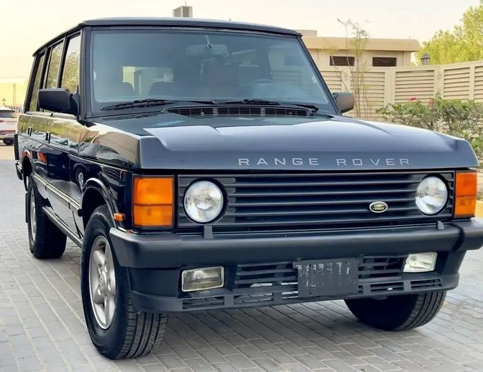 Подержанный Land Rover Range Rover I, 3.9 л, 1995 в Дубае от BM Motors  Черный цвет. Other | AUTO.AE
