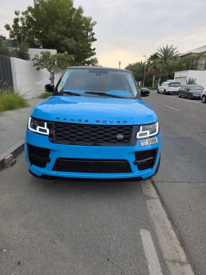 مستعملة Land Rover Range Rover P510 رابعاً, 5.0 l, 2016 في في دبي، اللون أزرق فاتح. مواصفات الخليج | AUTO.AE