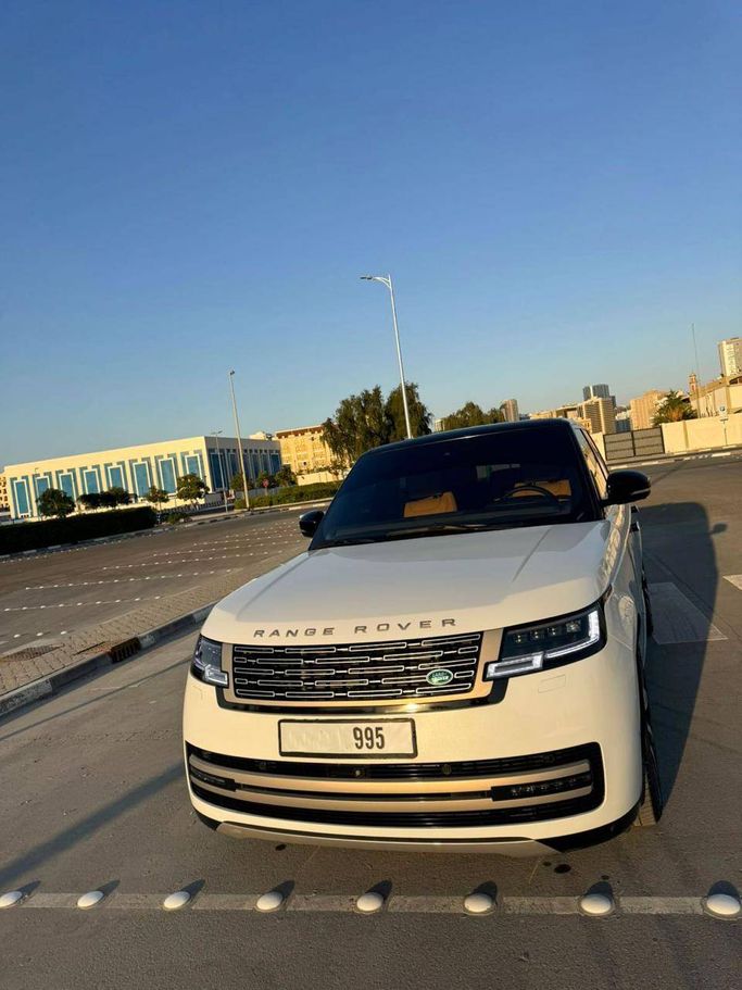Подержанный Land Rover Range Rover P550 IV (L405), 5.0 л, 2014 в Дубае Белый цвет. GCC | AUTO.AE | Объявление #265329