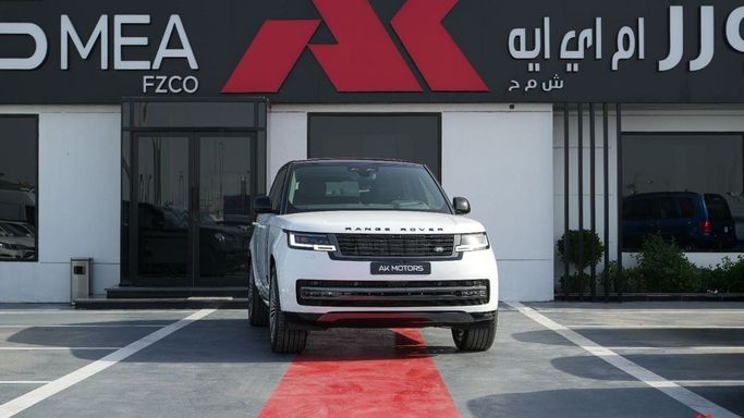 جديدة Land Rover Range Rover P400 MHEV V, 3.0 l, 2026 في في دبي من AK Motors MEA، اللون أبيض. مواصفات الخليج | AUTO.AE | إعلان #265559
