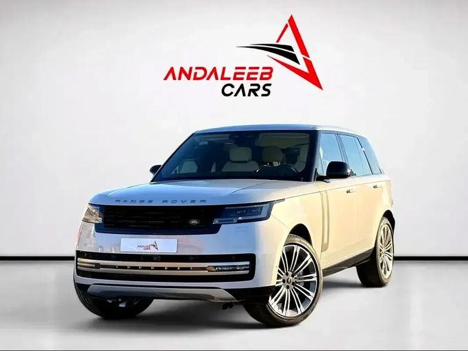 Подержанный Land Rover Range Rover P530 MHEV V (L460), 4.4 л, 2025 в Дубае от Andaleeb Cars Серебристый цвет. Американская | AUTO.AE | Объявление #271429