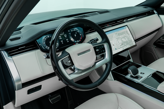 مستعملة Land Rover Range Rover P360 MHEV V، 3.0 لتر، 2025 في الإمارات، دبي من Premium Plus Automotive، اللون أخضر. مواصفات الخليج | AUTO.AE | إعلان #295599 — صورة 14 من 25