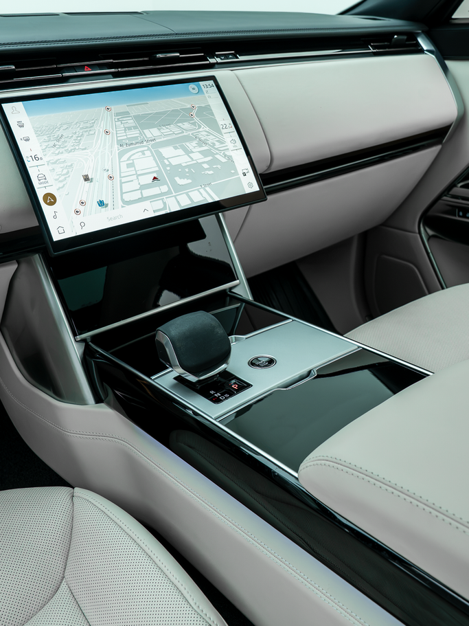 مستعملة Land Rover Range Rover P360 MHEV V، 3.0 لتر، 2025 في الإمارات، دبي من Premium Plus Automotive، اللون أخضر. مواصفات الخليج | AUTO.AE | إعلان #295599 — صورة 18 من 25