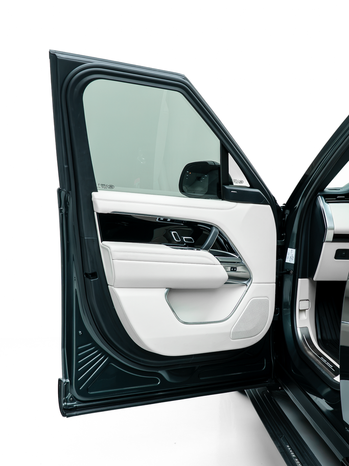 مستعملة Land Rover Range Rover P360 MHEV V، 3.0 لتر، 2025 في الإمارات، دبي من Premium Plus Automotive، اللون أخضر. مواصفات الخليج | AUTO.AE | إعلان #295599 — صورة 19 من 25