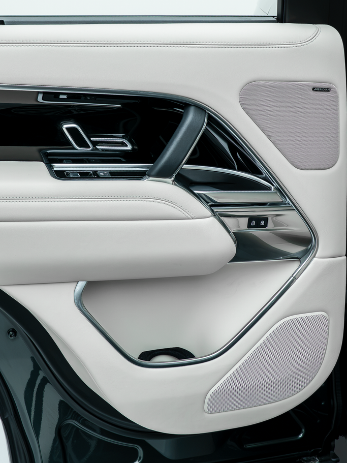 مستعملة Land Rover Range Rover P360 MHEV V، 3.0 لتر، 2025 في الإمارات، دبي من Premium Plus Automotive، اللون أخضر. مواصفات الخليج | AUTO.AE | إعلان #295599 — صورة 22 من 25