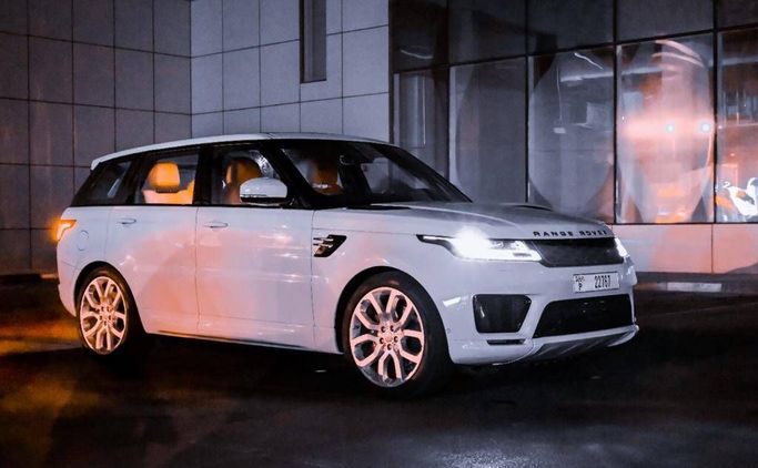 Land Rover Range Rover Sport SVR II Рестайлинг, 2021 внедорожник 5 дв.  класса в Дубае от Princess белый цвет | AUTO.AE