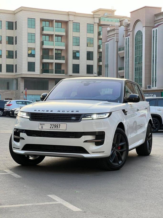 Land Rover Range Rover Sport P400 MHEV III, 2023 внедорожник 5 дв. бизнес класса в Дубае от Princess белый цвет | AUTO.AE