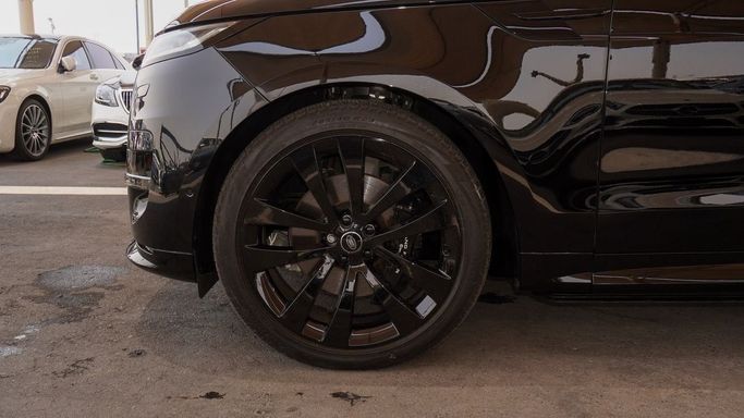 Used Land Rover Range Rover Sport P400 MHEV III, 3.0 l, 2023 in Dubai by Ibitisam Motors, Black color.  | AUTO.AE