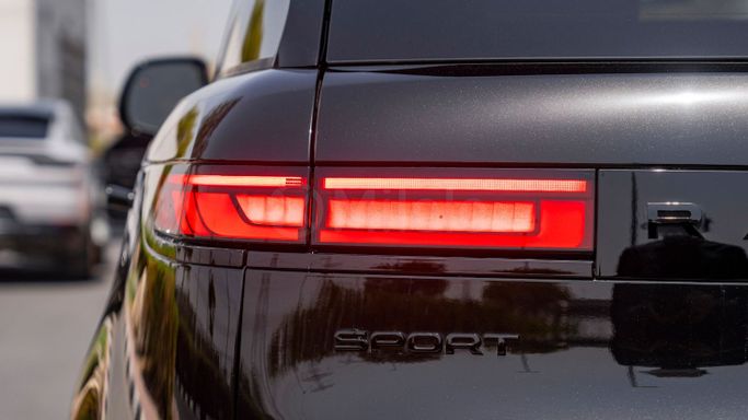New Land Rover Range Rover Sport P400 MHEV III, 3.0 l, 2025 in Dubai by Milele, Black color. Other | AUTO.AE