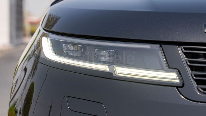New Land Rover Range Rover Sport P400 MHEV III, 3.0 l, 2025 in Dubai by Milele, Black color. Other | AUTO.AE