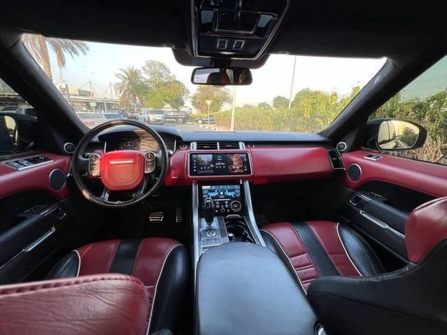 Подержанный Land Rover Range Rover Sport P550e II, 5.0 л, 2015 в Дубае от Al Faisal Motors Синий цвет. GCC | AUTO.AE