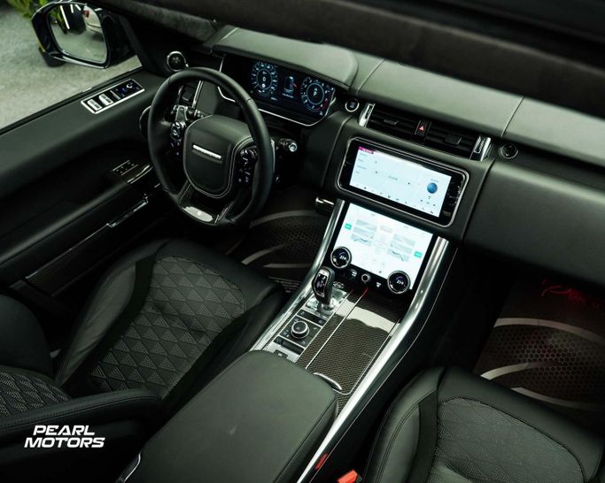 Новый Land Rover Range Rover Sport SVR Carbon Fiber Edition II Рестайлинг, 5 л, 2022 в Дубае от Pearl Motors Зеленый цвет. Европейская | AUTO.AE