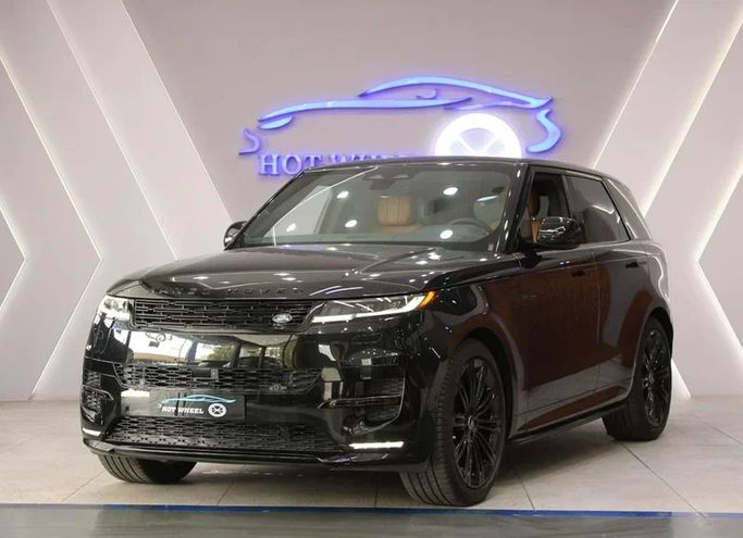 Подержанный Land Rover Range Rover Sport P400 MHEV III, 3.0 л, 2024 в Дубае от Hot Wheel Used Motors Черный цвет. Other | AUTO.AE