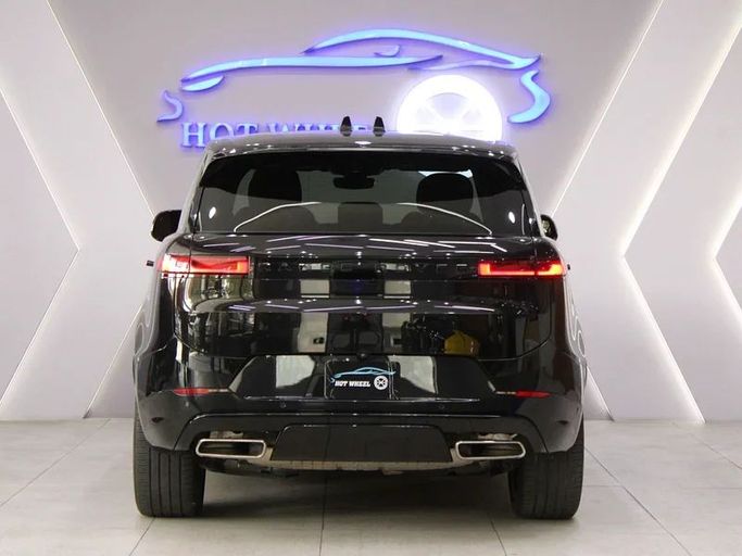 Подержанный Land Rover Range Rover Sport P400 MHEV III, 3.0 л, 2024 в Дубае от Hot Wheel Used Motors Черный цвет. Other | AUTO.AE