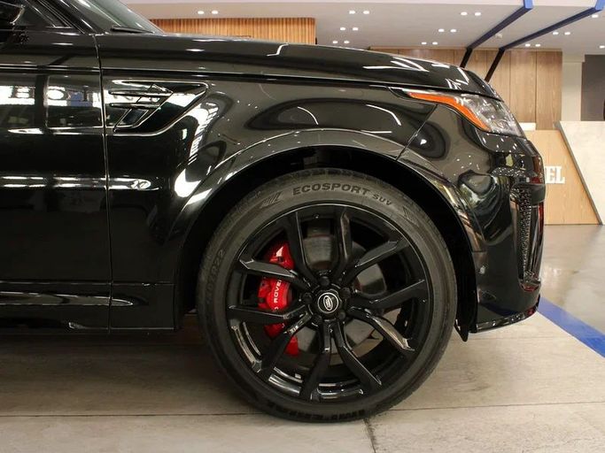 Подержанный Land Rover Range Rover Sport SVR II Рестайлинг, 5.0 л, 2019 в Дубае от Hot Wheel Used Motors Черный цвет. Other | AUTO.AE