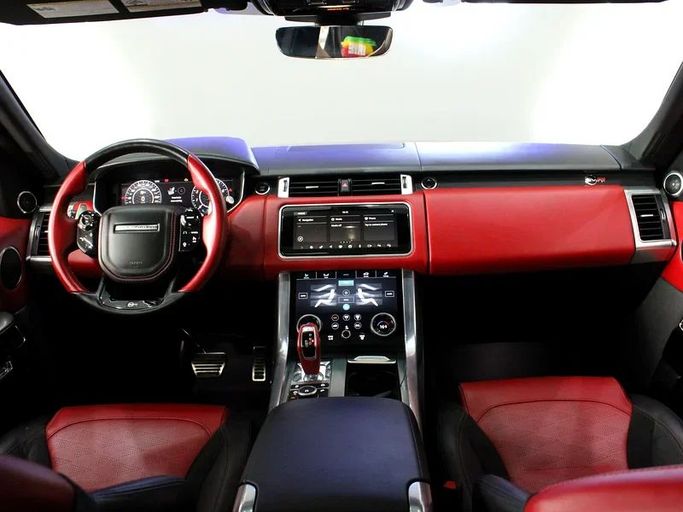 Подержанный Land Rover Range Rover Sport SVR II Рестайлинг, 5.0 л, 2018 в Дубае от Hot Wheel Used Motors Красный цвет. Other | AUTO.AE