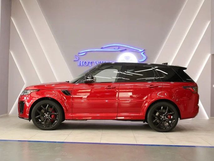 Подержанный Land Rover Range Rover Sport SVR II Рестайлинг, 5.0 л, 2018 в Дубае от Hot Wheel Used Motors Красный цвет. Other | AUTO.AE