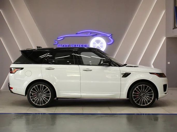 Подержанный Land Rover Range Rover Sport P340 II Рестайлинг, 3.0 л, 2018 в Дубае от Hot Wheel Used Motors Белый цвет. Other | AUTO.AE