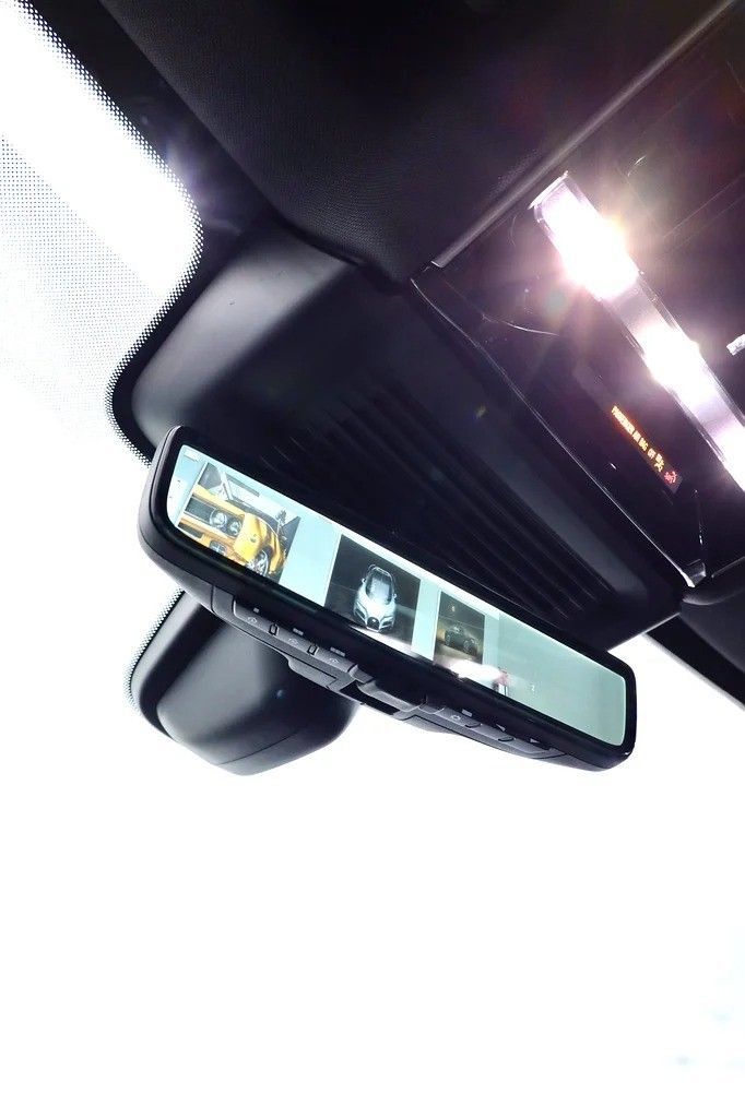 Подержанный Land Rover Range Rover Sport P400 MHEV III, 3.0 л, 2023 в Дубае от Al Faris Motors Серый цвет. Other | AUTO.AE