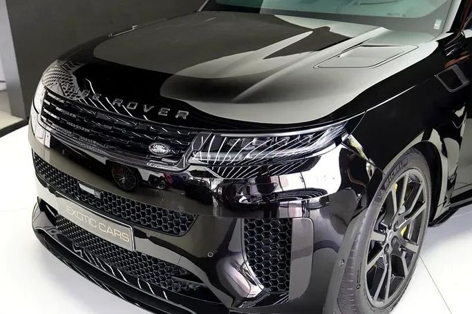 Used Land Rover Range Rover Sport P530 III, 4.4 l, 2024 in Dubai by Exotic Cars, Black color. GCC Specs | AUTO.AE