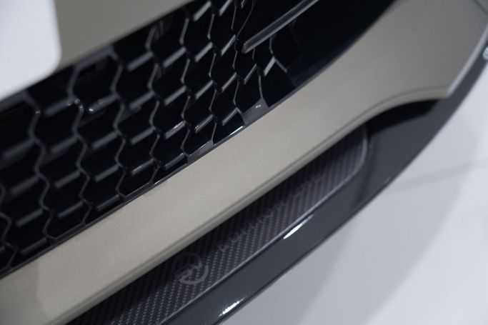 Подержанный Land Rover Range Rover Sport P635 III, 4.4 л, 2024 в Дубае от Oscar Motors Бронзовый цвет.  | AUTO.AE