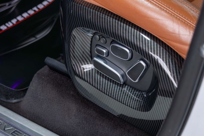 Подержанный Land Rover Range Rover Sport P510e II, 5.0 л, 2014 в Дубае от The Car Superstore Белый цвет. GCC | AUTO.AE