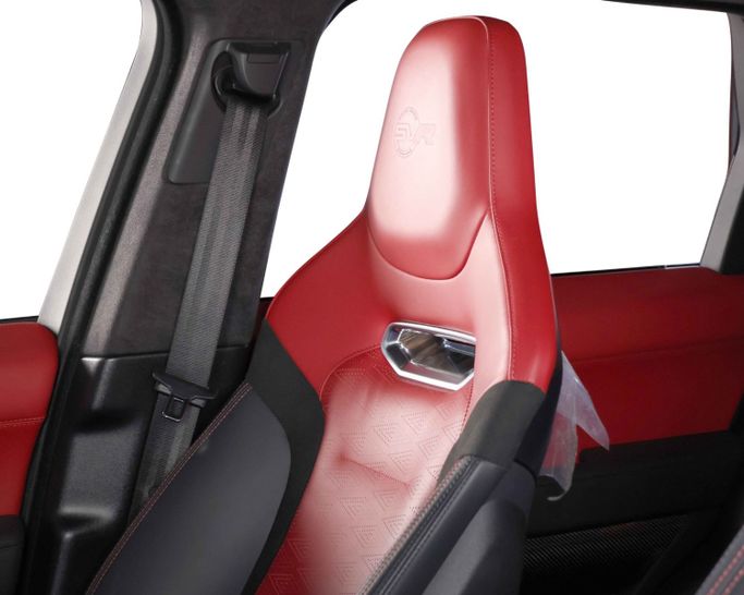 Подержанный Land Rover Range Rover Sport SVR II Рестайлинг, 5.0 л, 2022 в Дубае от The Car Superstore Серый цвет. Европейская | AUTO.AE