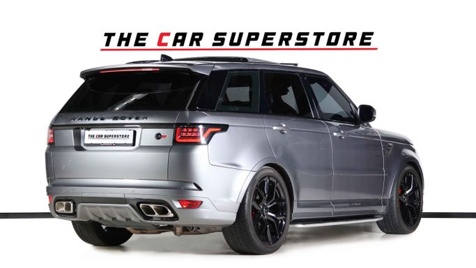Подержанный Land Rover Range Rover Sport SVR II Рестайлинг, 5.0 л, 2022 в Дубае от The Car Superstore Серый цвет. Европейская | AUTO.AE