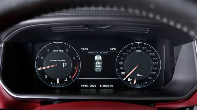 Подержанный Land Rover Range Rover Sport SVR II Рестайлинг, 5.0 л, 2017 в Дубае от The Car Superstore Синий цвет. GCC | AUTO.AE