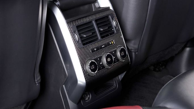 Подержанный Land Rover Range Rover Sport SVR II Рестайлинг, 5.0 л, 2017 в Дубае от The Car Superstore Синий цвет. GCC | AUTO.AE