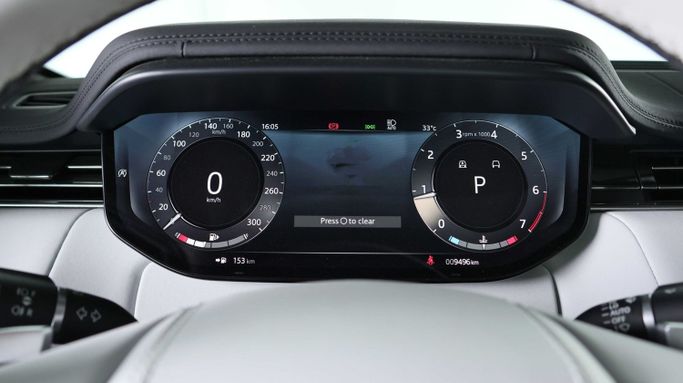 Подержанный Land Rover Range Rover Sport P530 III, 4.4 л, 2023 в Дубае от The Car Superstore Красный цвет. Европейская | AUTO.AE