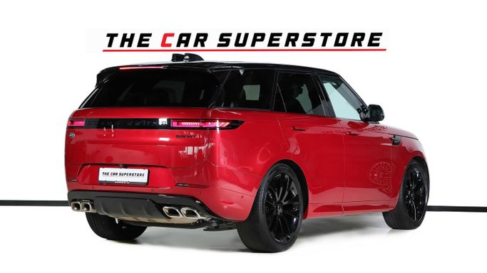 Подержанный Land Rover Range Rover Sport P530 III, 4.4 л, 2023 в Дубае от The Car Superstore Красный цвет. Европейская | AUTO.AE