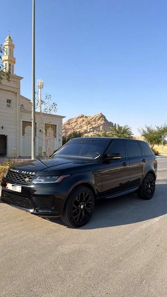 Used Land Rover Range Rover Sport P340 II Facelift, 3.0 l, 2018 in Dubai by VIP Stars, Black color. American Specs | AUTO.AE