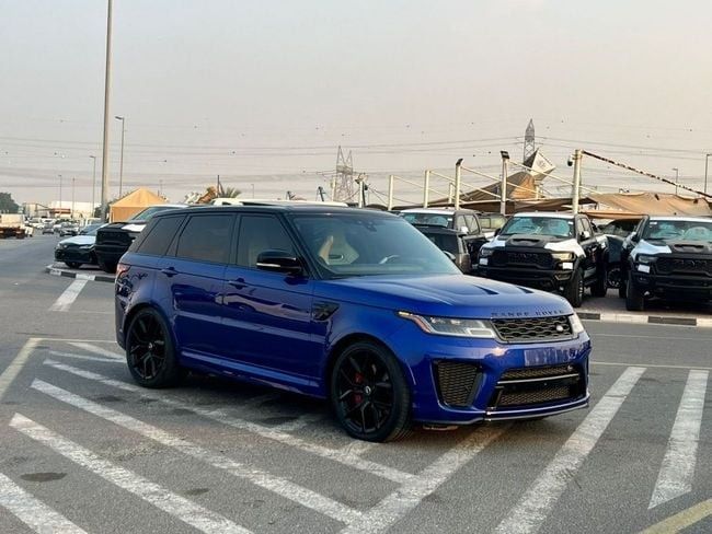 مستعملة Land Rover Range Rover Sport SVR فيس ليفت الثاني, 5.0 l, 2019 في في دبي من SIKANDAR MOTORS، اللون أزرق. المواصفات الأمريكية | AUTO.AE