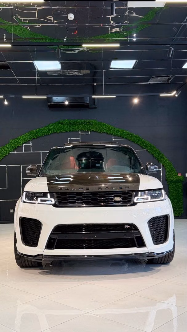 مستعملة Land Rover Range Rover Sport SVR Carbon Fiber Edition II (L494) Facelift, 5.0 l, 2019 في في دبي من FLEX DRIVE، اللون أبيض. المواصفات الأوروبية | AUTO.AE | إعلان #250140