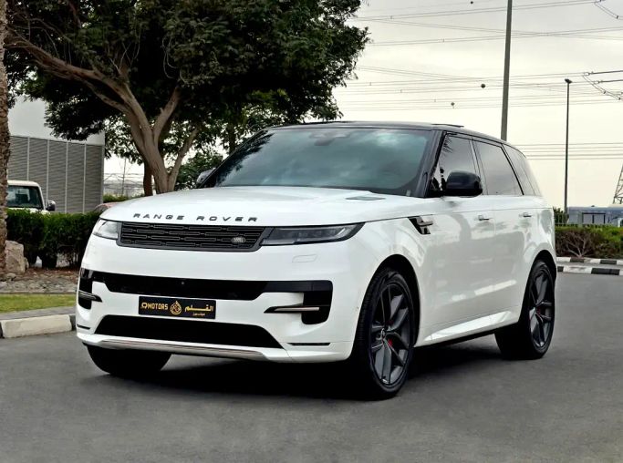 Подержанный Land Rover Range Rover Sport P400 MHEV III (L461), 3.0 л, 2024 в Дубае от Q Motors Белый цвет. GCC | AUTO.AE | Объявление #263612